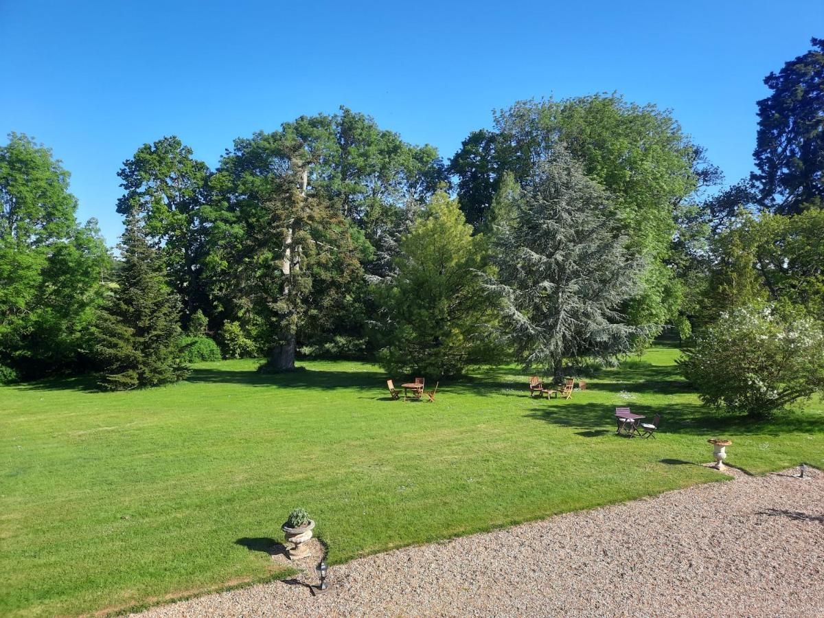 Bed and Breakfast Manoir Des Tuileries Du Buisson Verneuil d'Avre et d'Iton Esterno foto