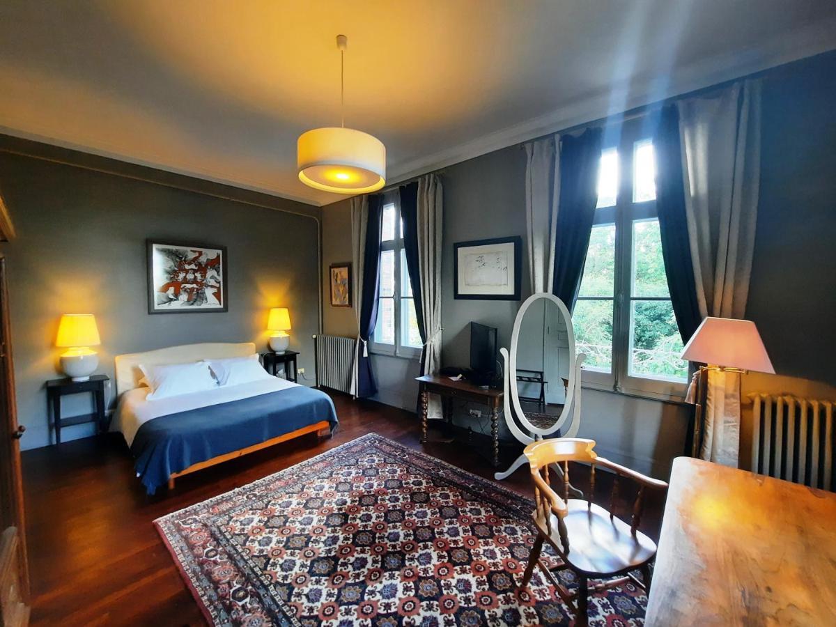 Bed and Breakfast Manoir Des Tuileries Du Buisson Verneuil d'Avre et d'Iton Esterno foto